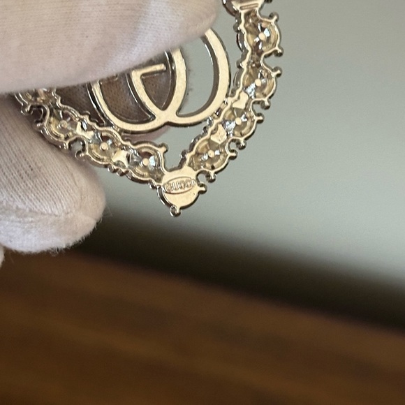 Gucci Red Heart Brooch Upcycled - Picture 4 of 4